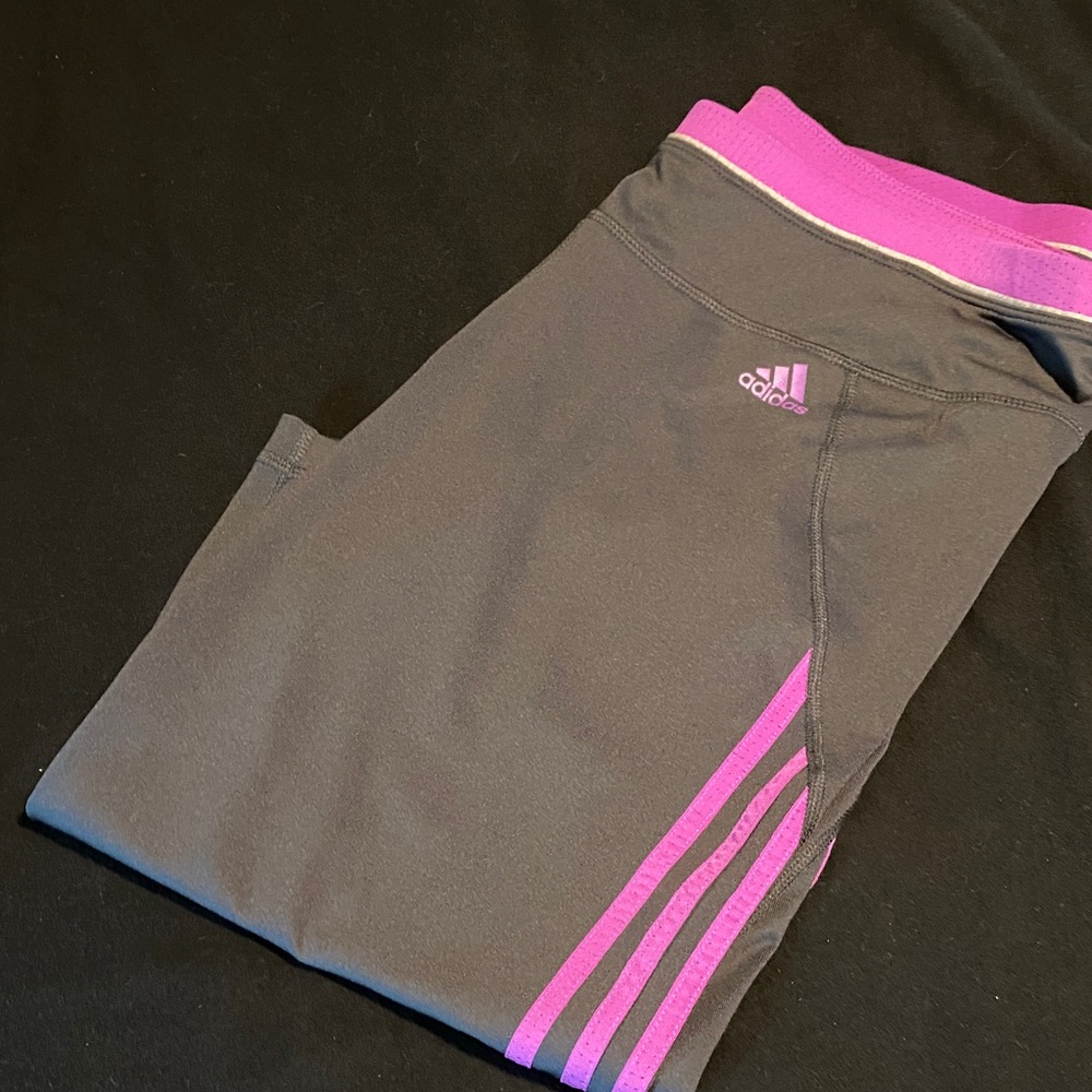 Women’s NWT Adidas ClimaLite Capris